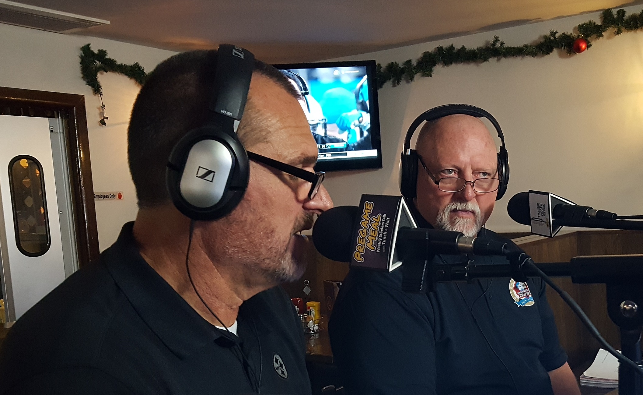 Pittsburgh Podcast Pregame Meal Bigham Tavern Tunch Wolf